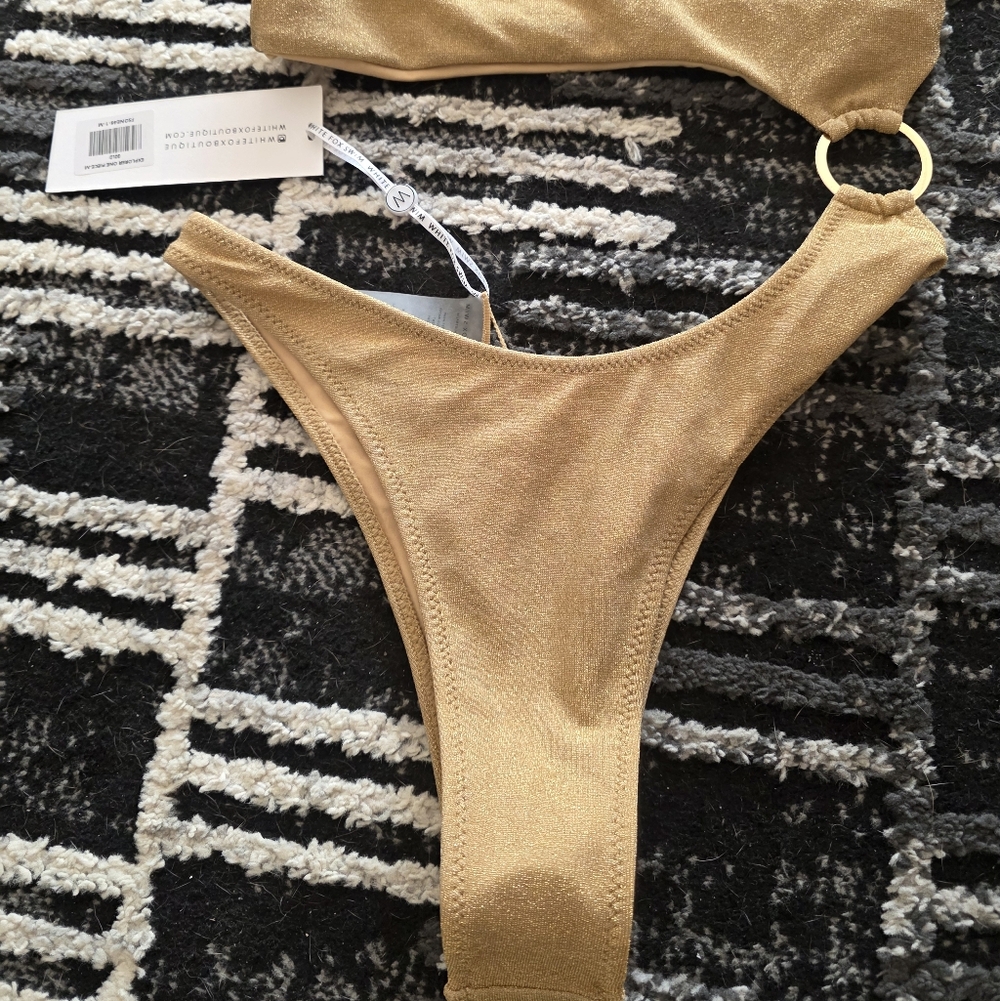Swimsuit - Picture 5 of 5